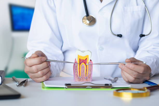 Best Dentist for Tooth Abscess  in Bloomington, CA